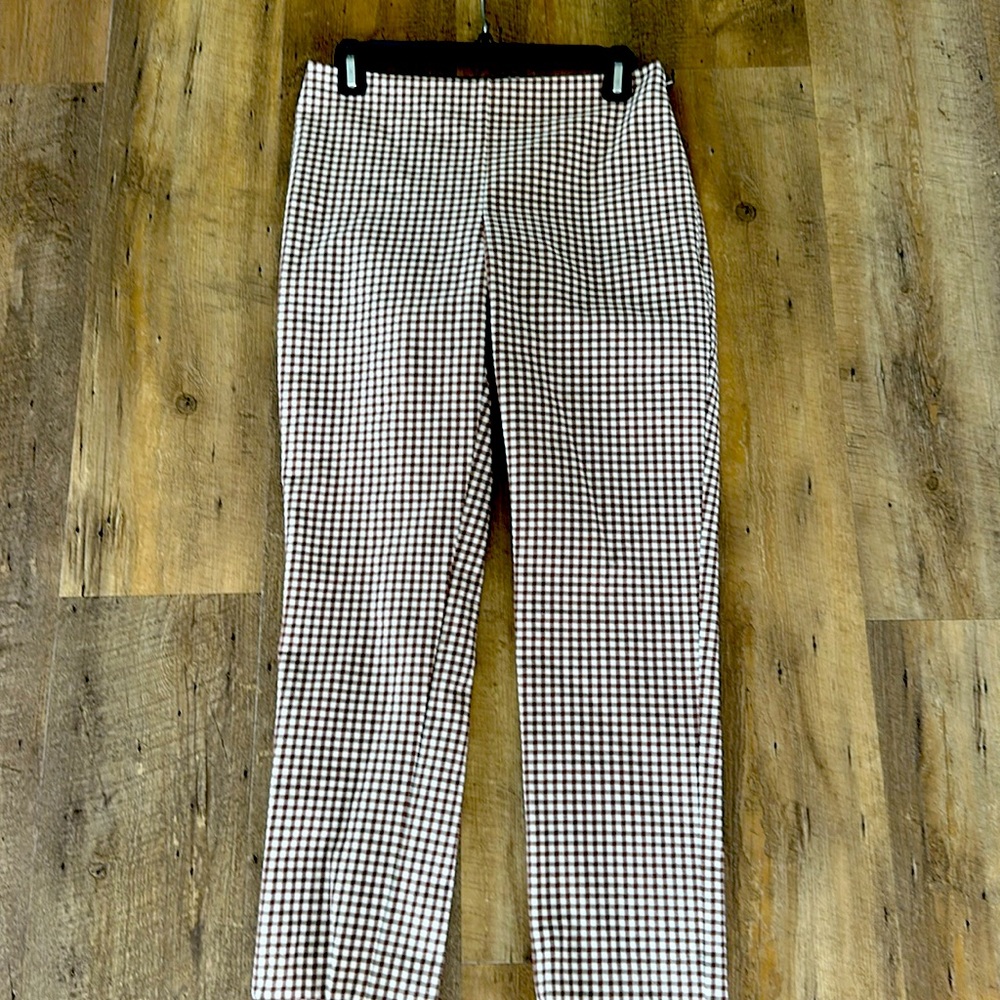 Theory size 6 ankle dress pant. Very stretchy